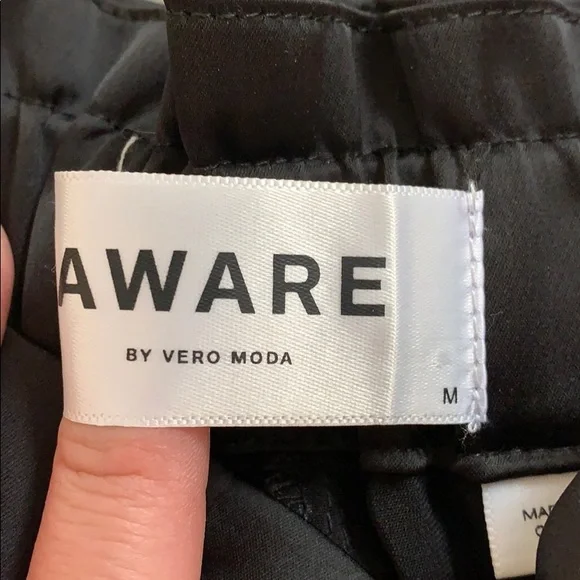 High Waisted Shorts - Picture 2 of 3